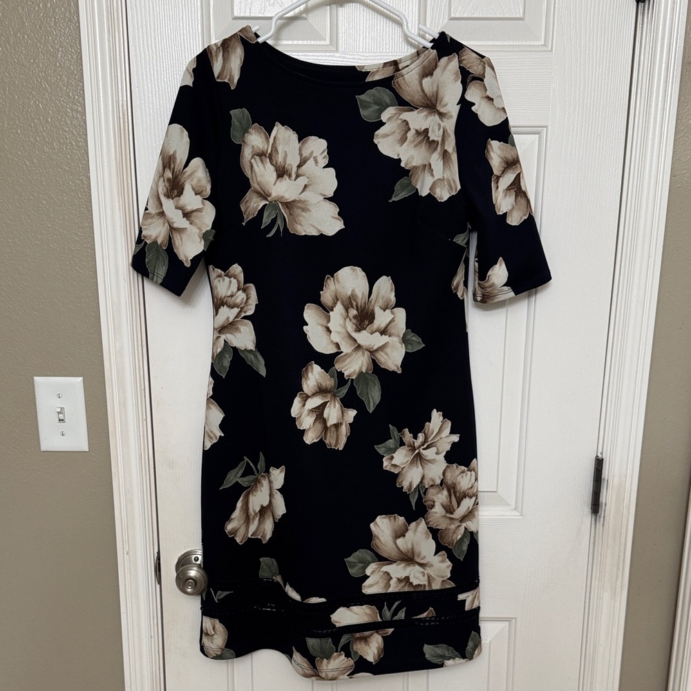 Le Lis Black and Cream Floral Mini Dress
